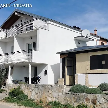 Bed & Breakfast Casa Lavanda 2 - Karin Gornji Gornji Karin